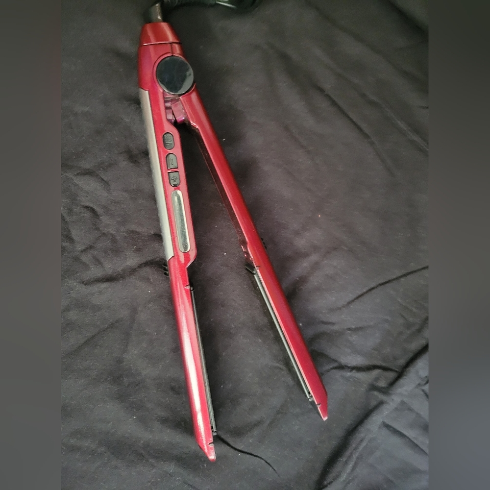 Used Conair Infiniti Pro 1 inch Tourmaline Ceramic Flat Iron Hair Straightener - Picture 5 of 15